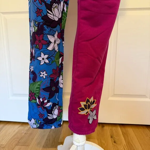 NWT Disney Princess Jasmine Matching Sweatsuit - Picture 3 of 7